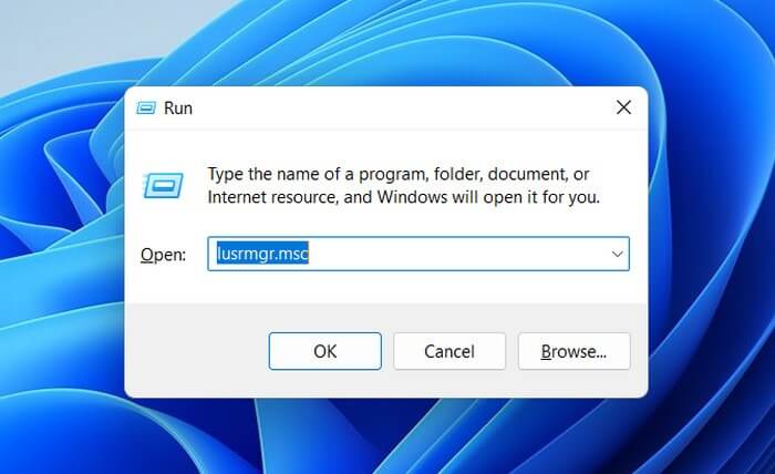 Gõ "lusrmgr.msc" trong cửa sổ Run.