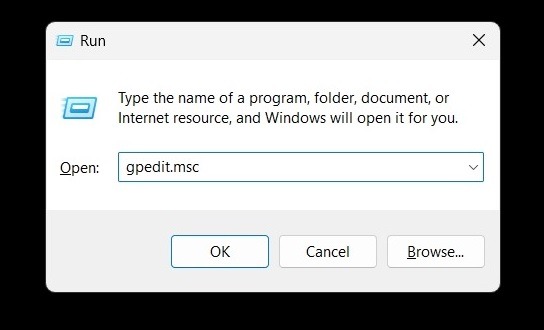 Nhập "gpedit.msc" trong cửa sổ Run.