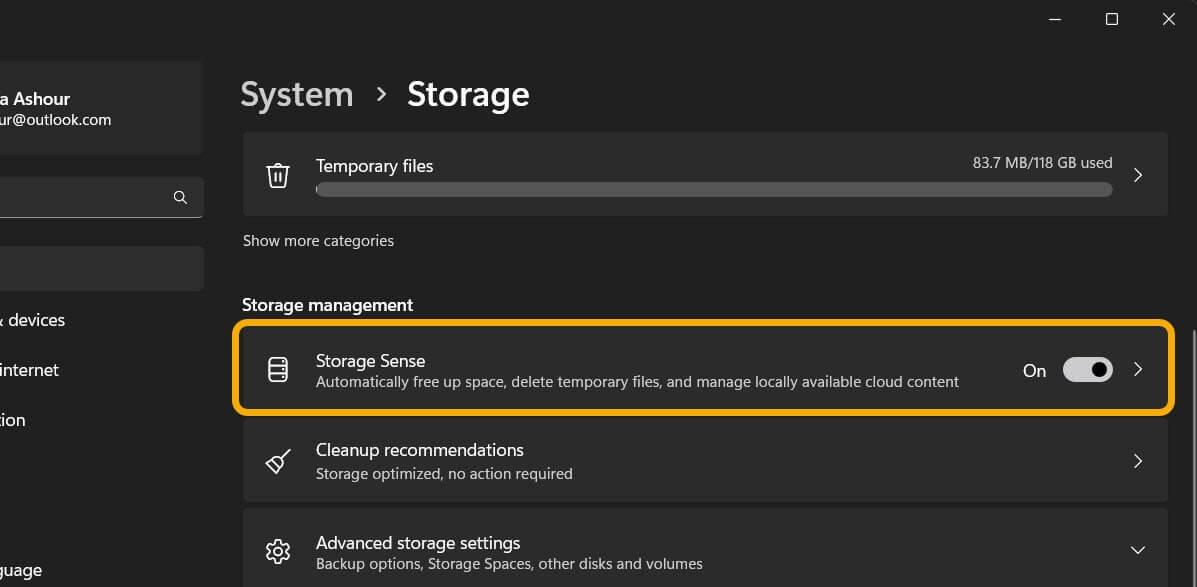 Kích hoạt "Storage Sense" từ Cài đặt Windows.